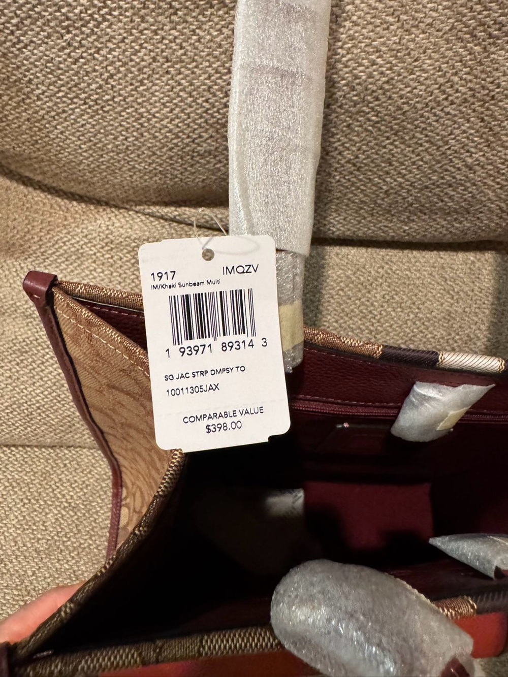 NWT！2PCS COACH DEMPSEY TOTE IN SIGNATURE JACQUARD WITH STRIPE （1917）AND WALLET - Picture 5 of 14